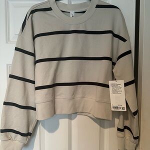 Lululemon Perfectly Oversized Cropped Crew Cream and Black Top NWT